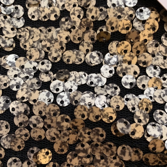 NWT BCBG Gold Sequin Clutch - Picture 3 of 4